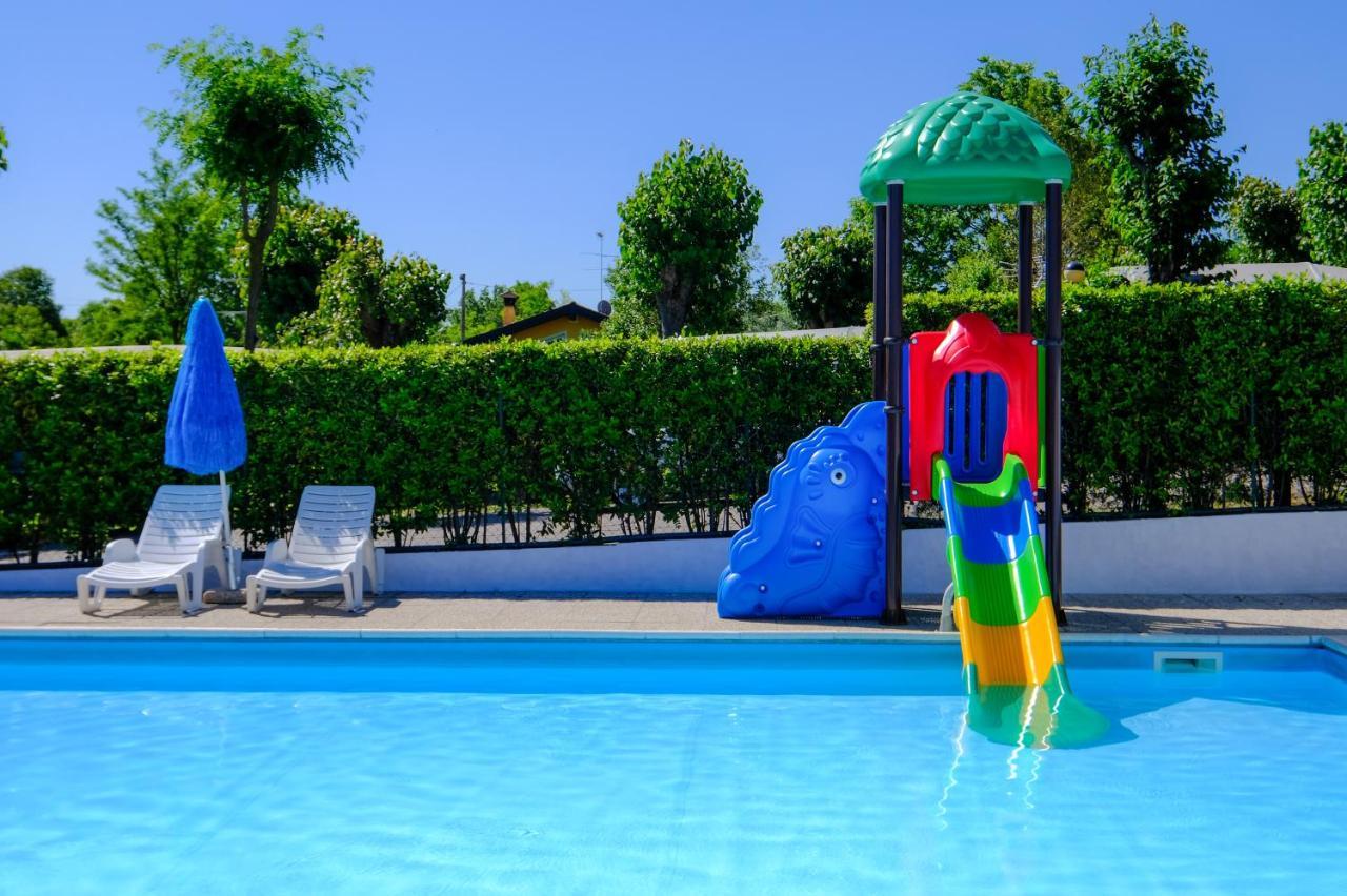 Campeggio Trevisago Iris Park Moniga del Garda Экстерьер фото